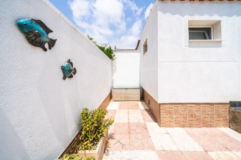 Villa a La Marina, Alicante, La Marina - € 225.000 | Ref: W6185 - foto 37